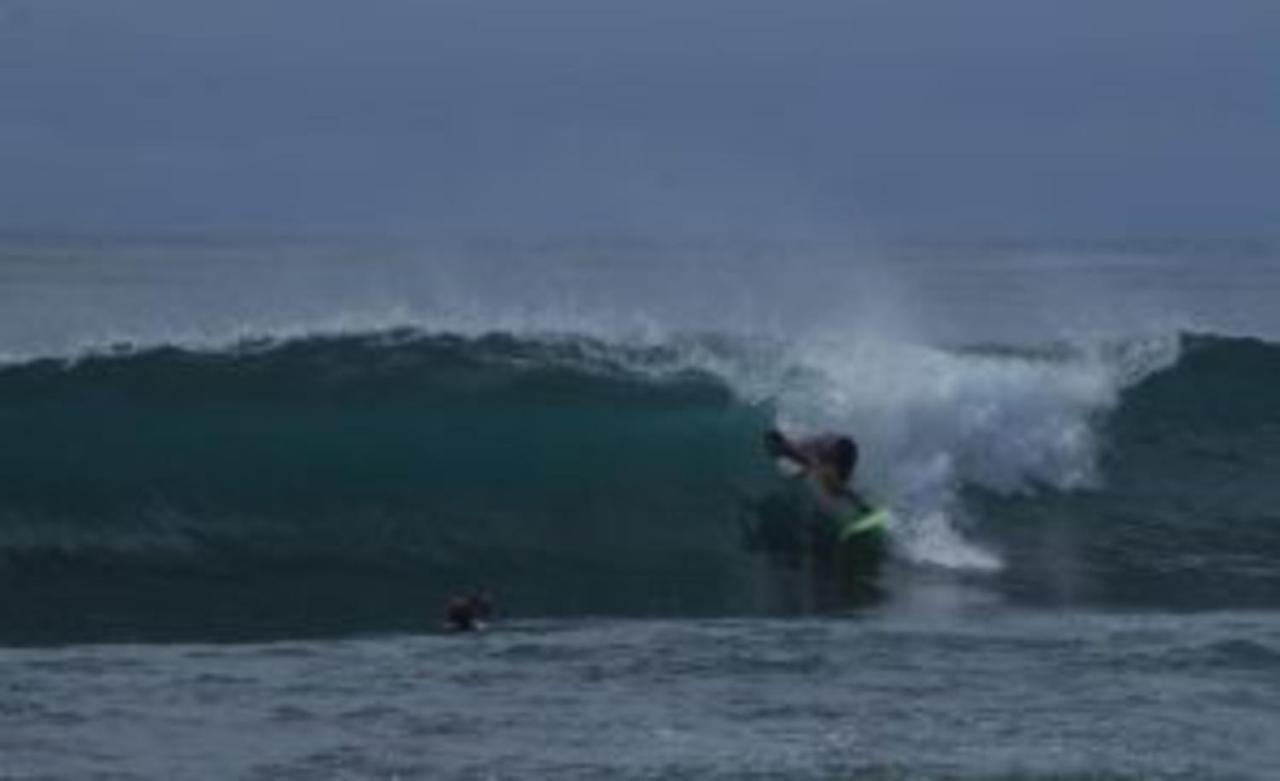 Surf Homestay Katiet Exterior foto